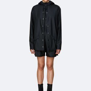 Rains' rain jacket in black